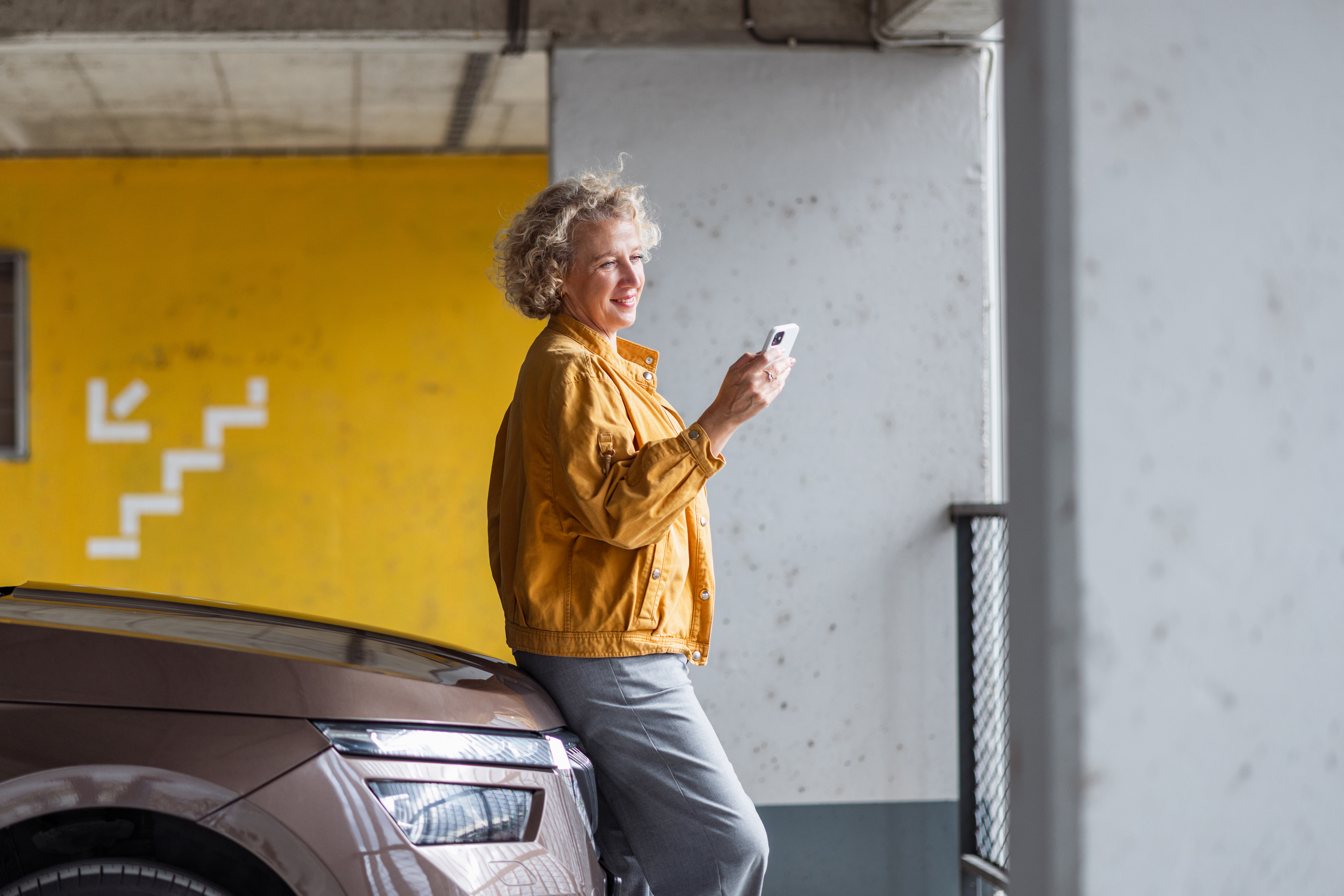 Editorial Teaser Auto ummelden Image