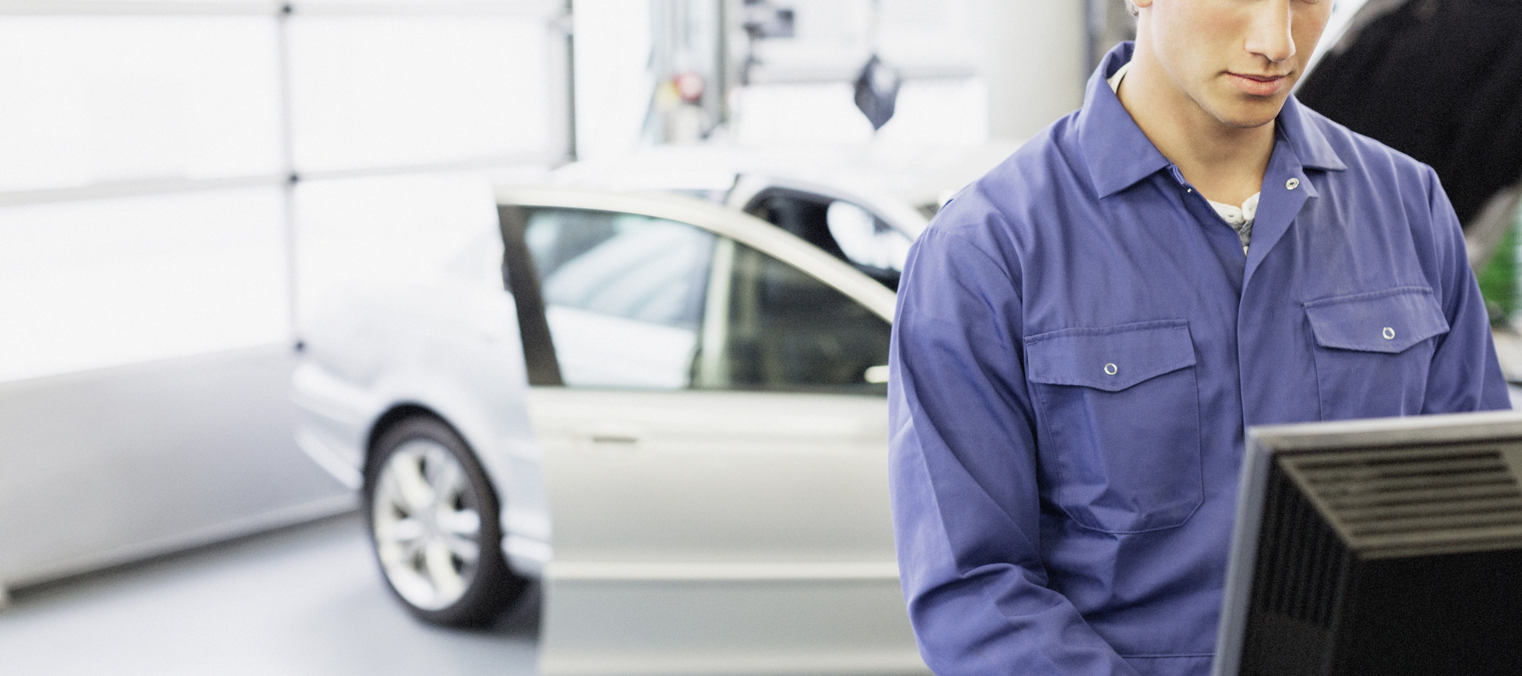 Mein Auto hat einen Motorschaden: Soll ich reparieren oder verkaufen?