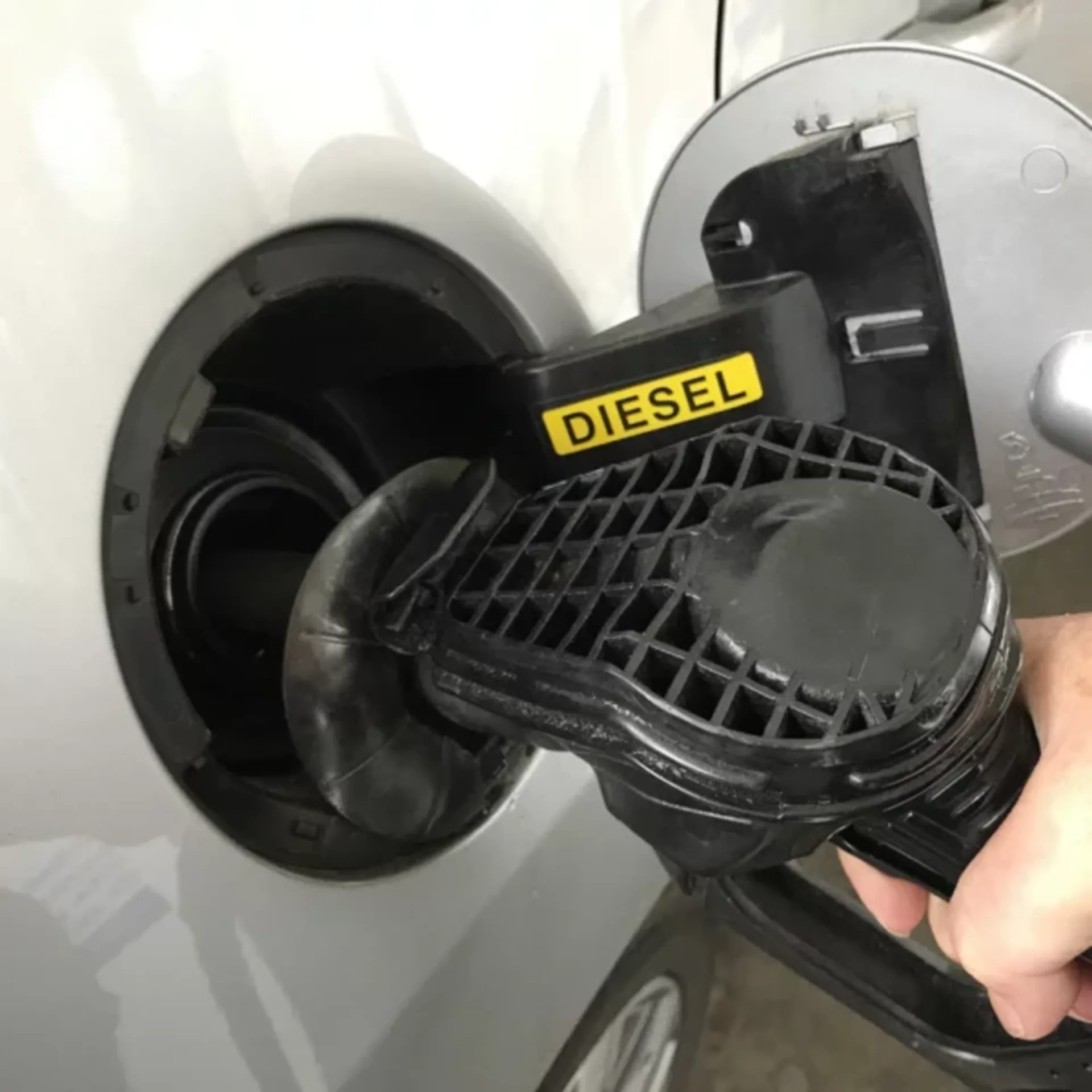 Info zu, Vor- und Nachteile Benziner oder Diesel